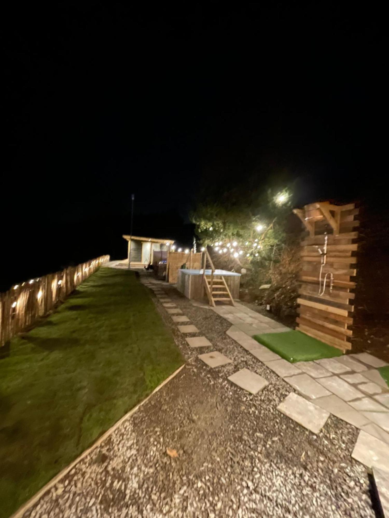 Rostrevor Mountain Lodge - Glamping Pods - Revive Sauna & Hot Tubs Exterior photo